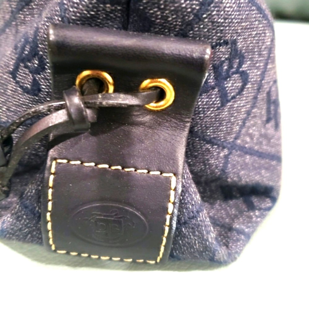 EUC DOONEY BOURKE SIGNATURE JACQUARD SATCHEL. - Picture 8 of 16